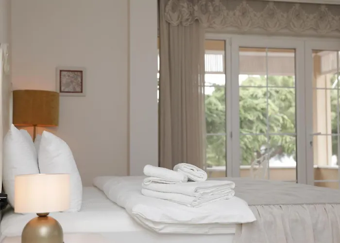 Asiyan Yalisi Hotel *